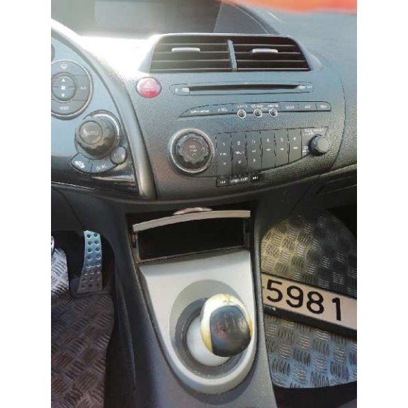 honda civic berlina 5 (fk) del año 2007