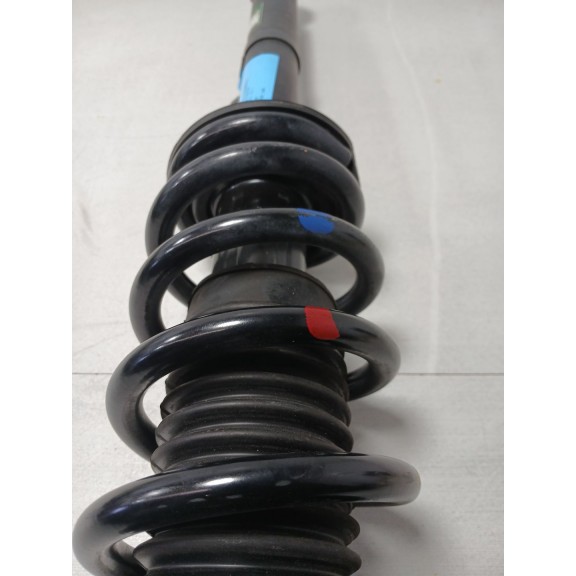 Recambio de amortiguador delantero izquierdo para lexus is iii (_e3_) 300h (ave30_) referencia OEM IAM 4852053320  