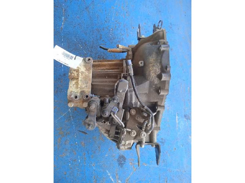 Recambio de caja cambios para kia carens (un) 2.0 crdi referencia OEM IAM S720J0 107.000KM 6V