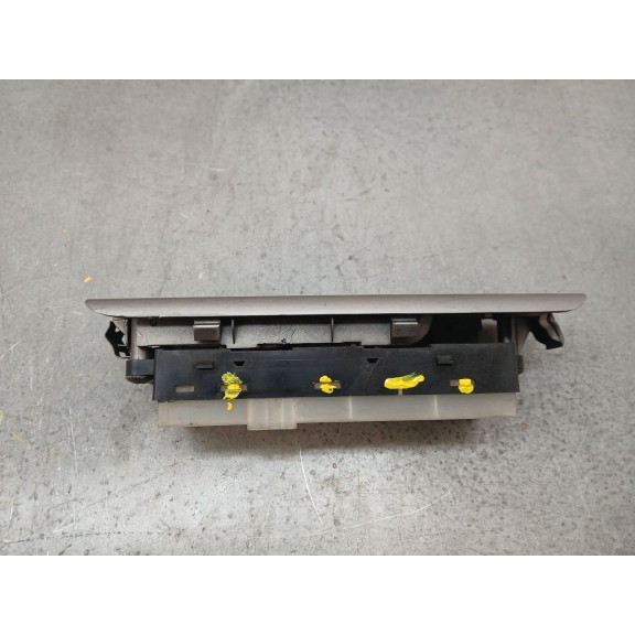 Recambio de mando elevalunas delantero izquierdo para nissan pathfinder iii (r51) 2.5 dci 4wd referencia OEM IAM   