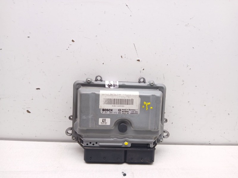 Recambio de centralita motor uce para ford kuga i 2.5 4x4 referencia OEM IAM 9v4n12a650bg 0261209472 