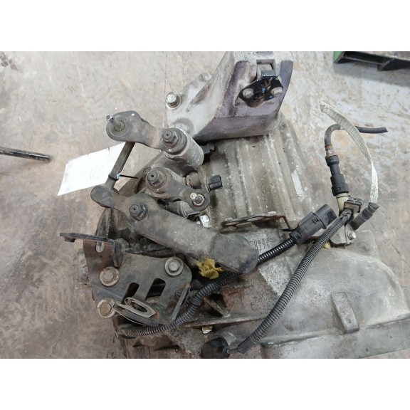 Recambio de caja cambios para kia carens iv 1.7 crdi referencia OEM IAM 4300024AAE 6 VELOCIDADES 165.510KM