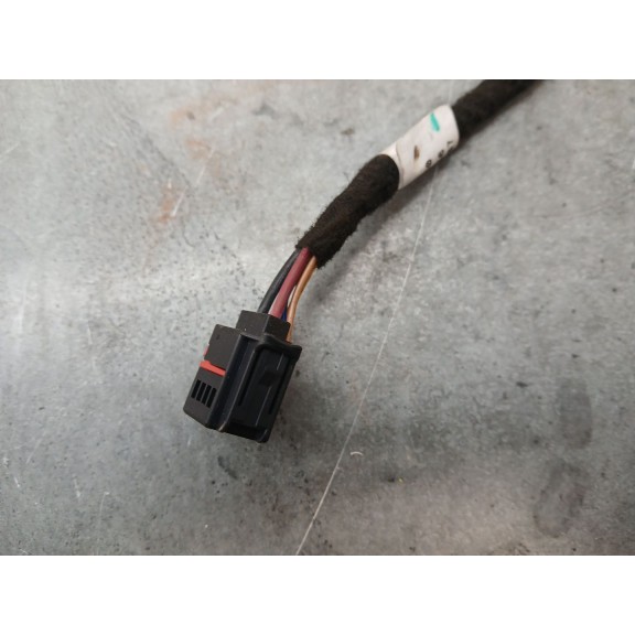 Recambio de amortiguadores maletero / porton para omoda 5 referencia OEM IAM 554001235AA  