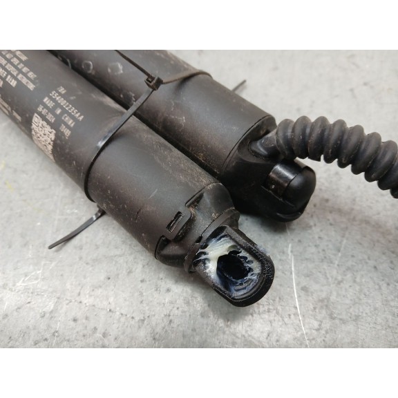 Recambio de amortiguadores maletero / porton para omoda 5 referencia OEM IAM 554001235AA  