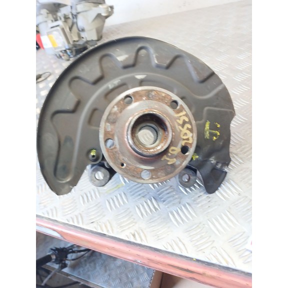 Recambio de mangueta delantera izquierda para volkswagen golf vii lim. advance bluemotion tech. referencia OEM IAM   