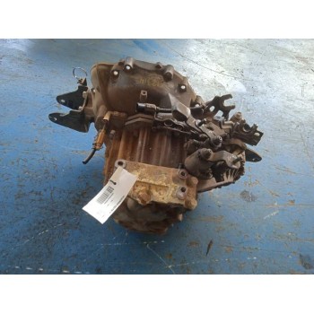 Recambio de caja cambios para kia carens (un) 2.0 crdi referencia OEM IAM S720J0 107.000KM 6V