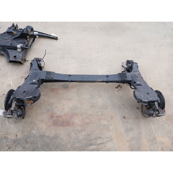 Recambio de puente trasero para peugeot rifter 1.5 bluehdi 130 referencia OEM IAM 9822650080  