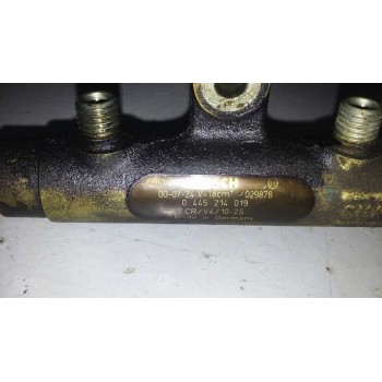 Recambio de rampa inyectora para peugeot 206 berlina xt referencia OEM IAM 0445214019  