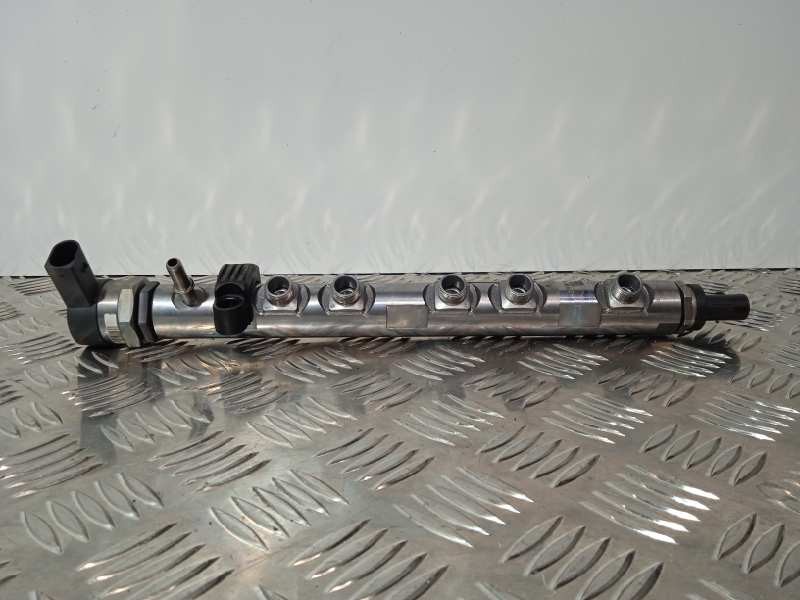 Recambio de rampa inyectora para opel astra gtc referencia OEM IAM 55559375 55559375 