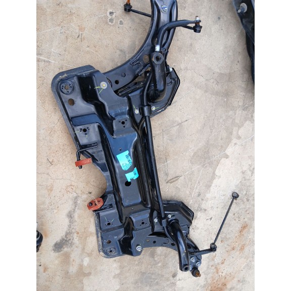 Recambio de puente delantero para mg mg zs suv 1.5 vti referencia OEM IAM 11048634  