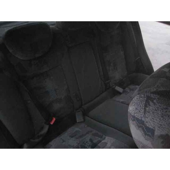 citroën xsara berlina del año 2002