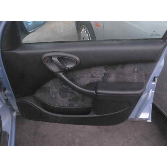 citroën xsara berlina del año 2002