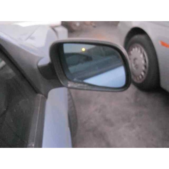 citroën xsara berlina del año 2002