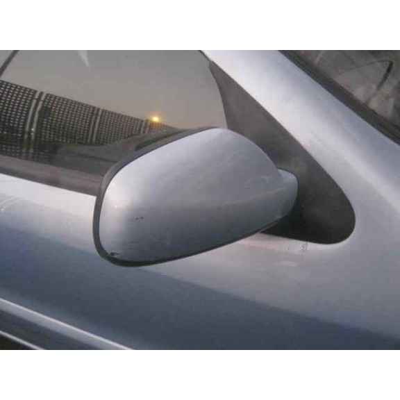 citroën xsara berlina del año 2002