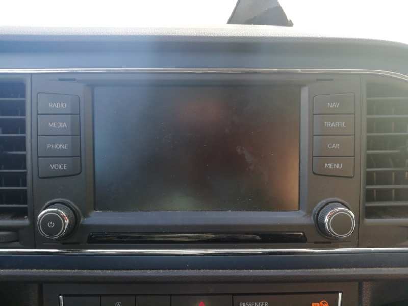 Recambio de sistema navegacion gps para seat leon st (5f8) reference referencia OEM IAM 5F0919604A PANTALLA MULTIFUNCION
