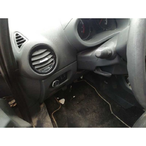 opel corsa d del año 2014