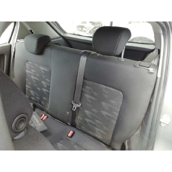 opel corsa d del año 2014