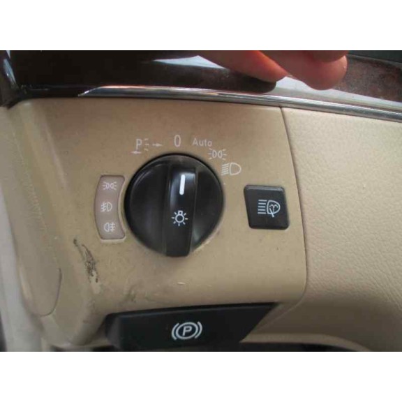 mercedes-benz clase s (w220) berlina del año 2004