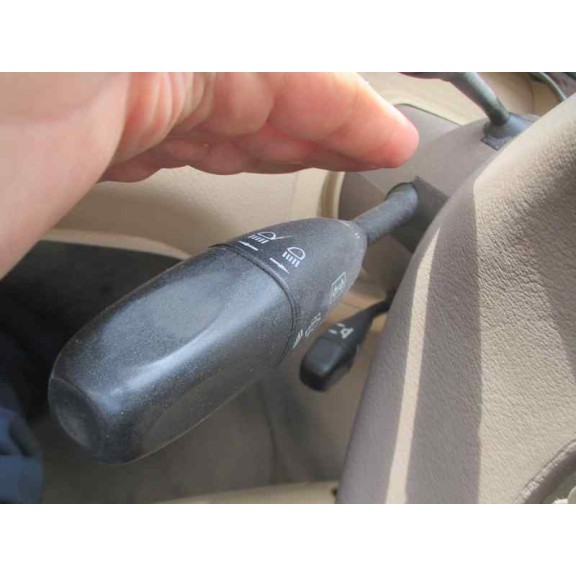 mercedes-benz clase s (w220) berlina del año 2004