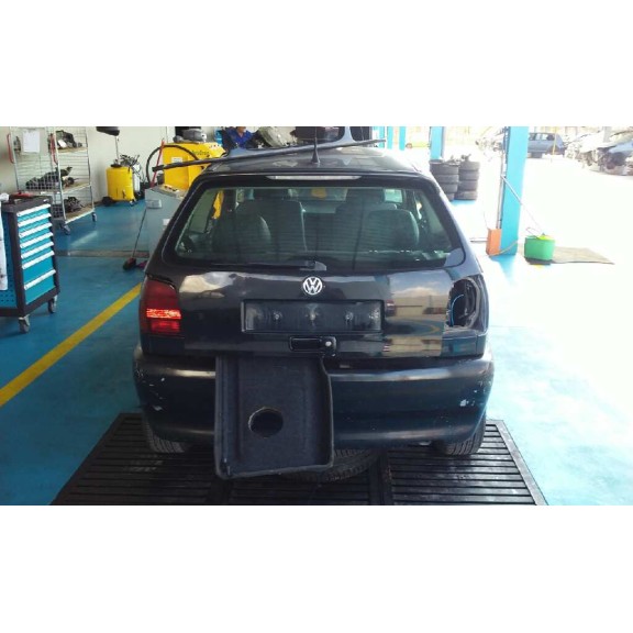 volkswagen polo berlina (6n1) del año 1996