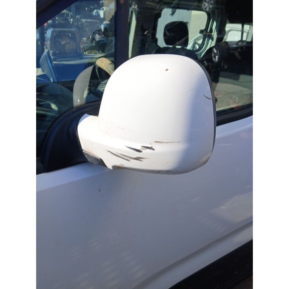 Recambio de retrovisor izquierdo para peugeot rifter 1.5 bluehdi 100 referencia OEM IAM   