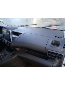 Recambio de salpicadero para peugeot rifter 1.5 bluehdi 100 referencia OEM IAM 16841899ZD   2