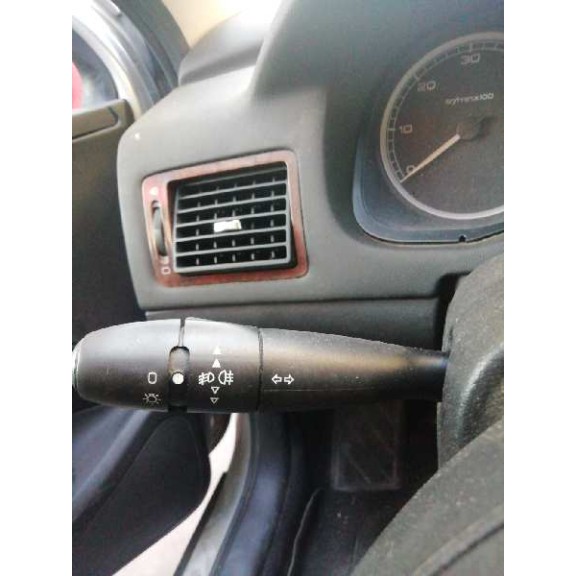 peugeot 307 (s1) del año 2002