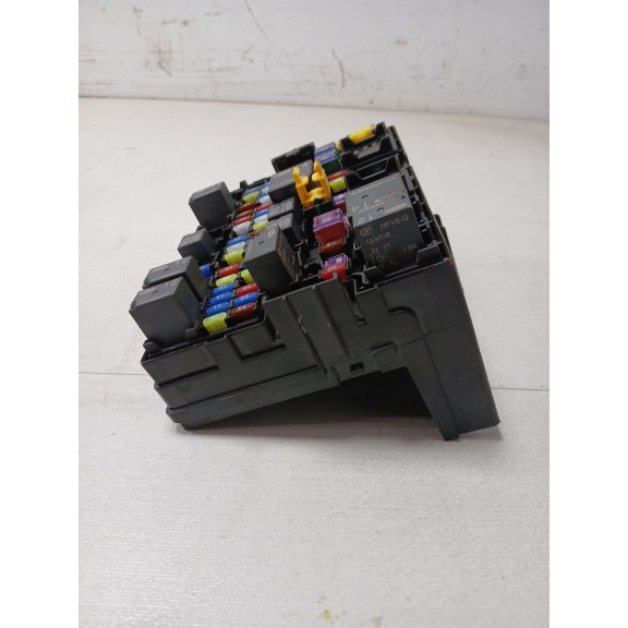 Recambio de caja reles / fusibles para omoda 5 referencia OEM IAM   