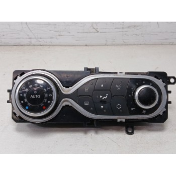 MANDO CLIMATIZADOR e1149803a falta un soporte 275105430R