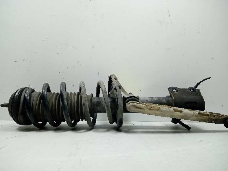 Recambio de amortiguador delantero izquierdo para opel meriva b selective referencia OEM IAM 13268957 22245142 GM