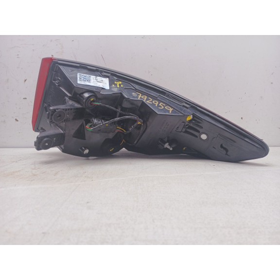 Recambio de piloto trasero izquierdo para mg mg zs suv 1.5 vti referencia OEM IAM A30005L0100  