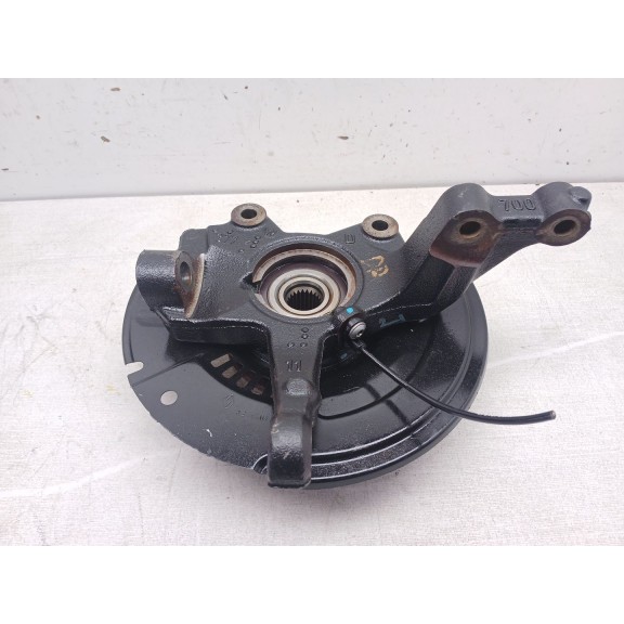 Recambio de mangueta delantera derecha para renault clio v referencia OEM IAM   