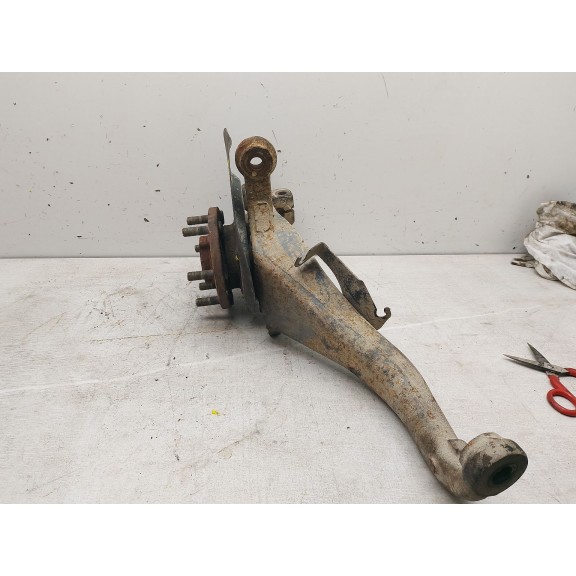 Recambio de mangueta delantera izquierda para nissan navara pick-up (d40m) double cab le 4x4 referencia OEM IAM   