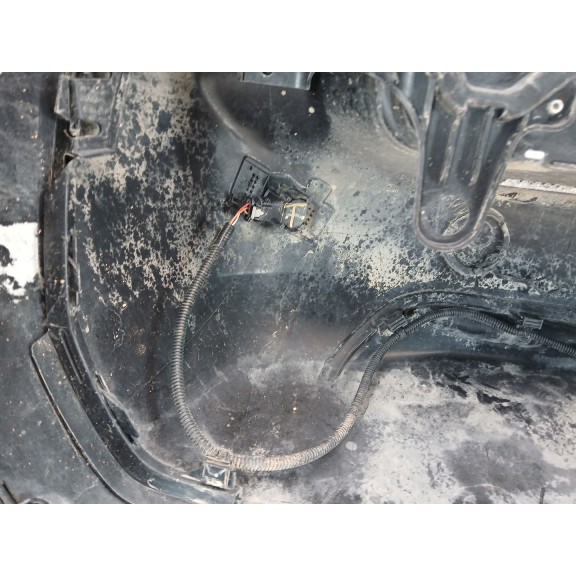 Recambio de paragolpes trasero para peugeot rifter 1.5 bluehdi 130 referencia OEM IAM 1633557680  