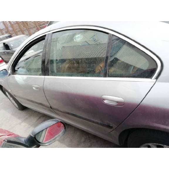 peugeot 607 (s1) del año 2001