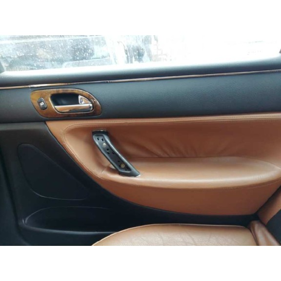 peugeot 607 (s1) del año 2001