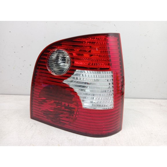 Recambio de piloto trasero derecho para volkswagen polo (9n1) 1.9 tdi referencia OEM IAM 6q6945096g  