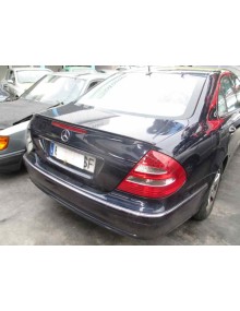 mercedes-benz clase e (w211) berlina del año 2004