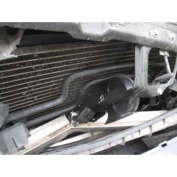 mercedes-benz clase e (w211) berlina del año 2004