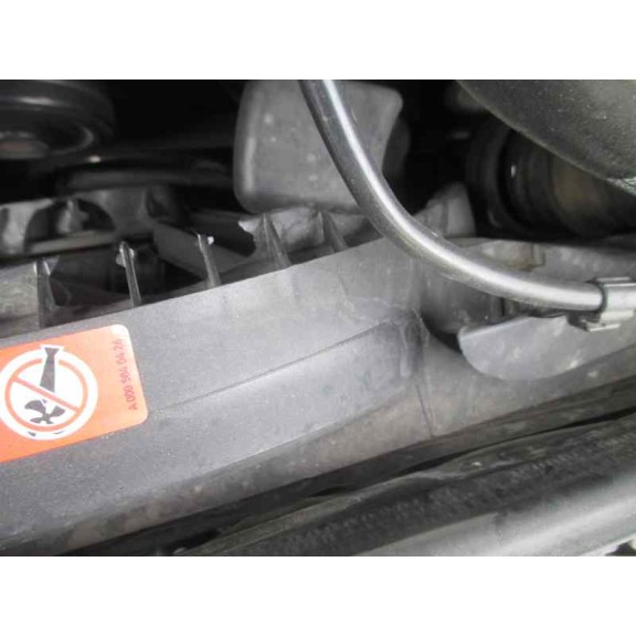 mercedes-benz clase e (w211) berlina del año 2004