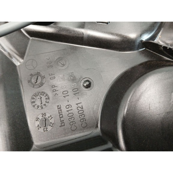 Recambio de elevalunas trasero derecho para mercedes-benz gla (h247) gla 200 d (247.712) referencia OEM IAM A0009060908 A1779o05