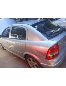 opel astra g sedán (t98) del año 2000