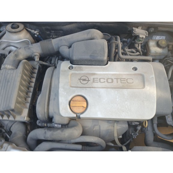 opel astra g sedán (t98) del año 2000