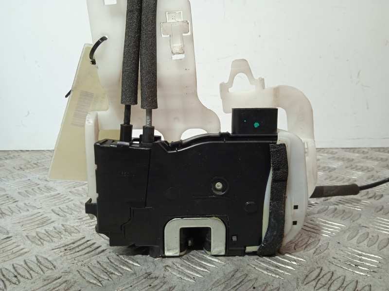 Recambio de cerradura puerta delantera derecha para hyundai ix35 classic 2wd referencia OEM IAM 813202Y000  6 PINS