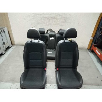 Recambio de juego asientos completo para ssangyong tivoli limited 4x2 referencia OEM IAM  X4 