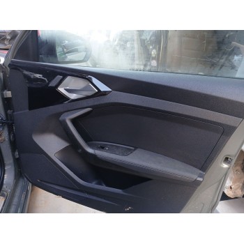 GUARNECIDO PUERTA DELANTERA DERECHA 