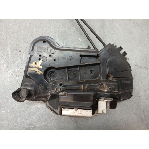 Recambio de cerradura puerta trasera derecha para peugeot 108 1.2 referencia OEM IAM   