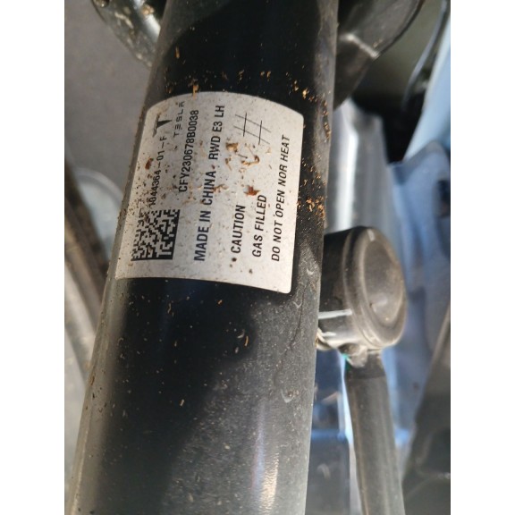Recambio de amortiguador delantero izquierdo para tesla model 3 (5yj3) ev referencia OEM IAM   