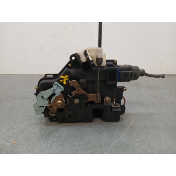 Recambio de cerradura puerta trasera izquierda para volkswagen golf v berlina (1k1) highline referencia OEM IAM FRCM27L0839015  