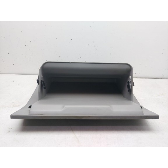 Recambio de guantera para kia sorento 2.5 crdi active referencia OEM IAM 845113E500  